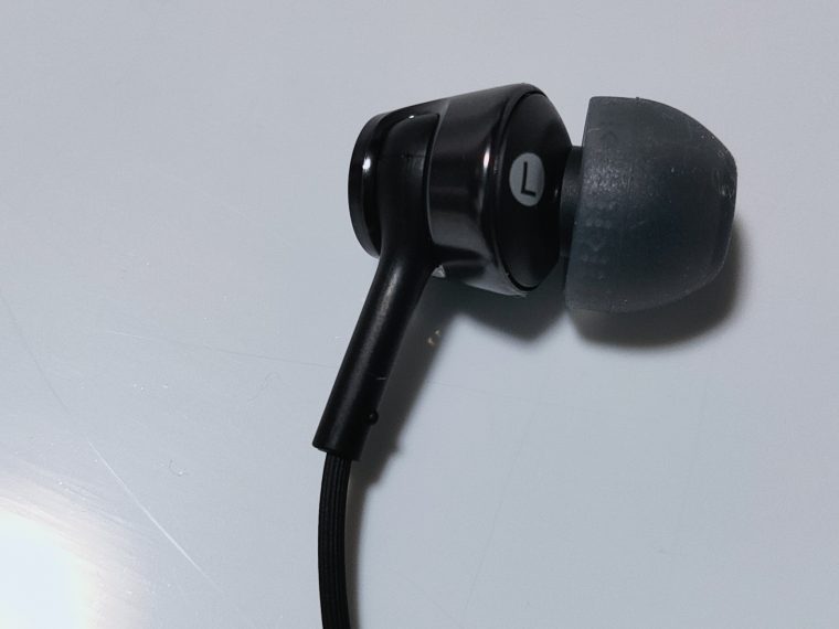 MDR-EX155の装着部分