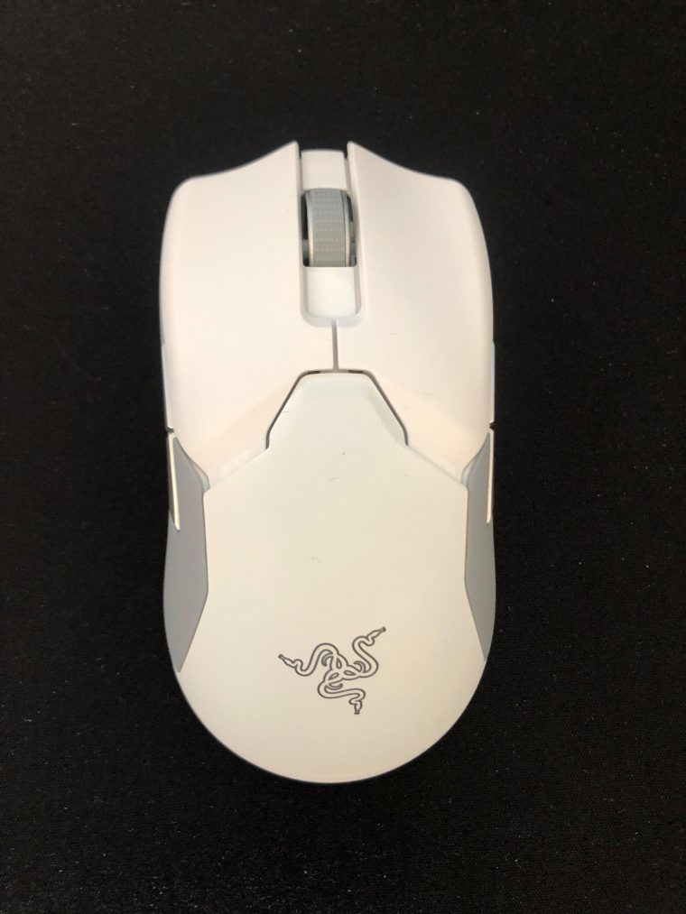 Razer Viper Ultimate レビュー】充電ドックが便利な小型＆軽量